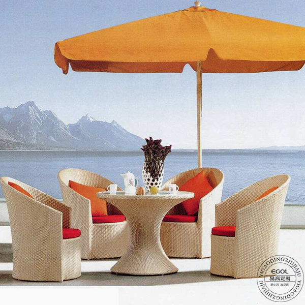  夏天，實木家具應該如何保養