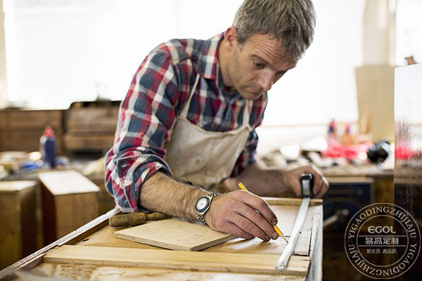  夏天，實木家具應該如何保養