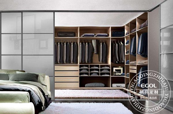品牌定制衣柜有哪些優勢?